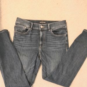 Like new express jeans size 8